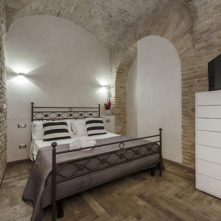 Apartament White Flat Rione Monti Rzym Zewnętrze zdjęcie
